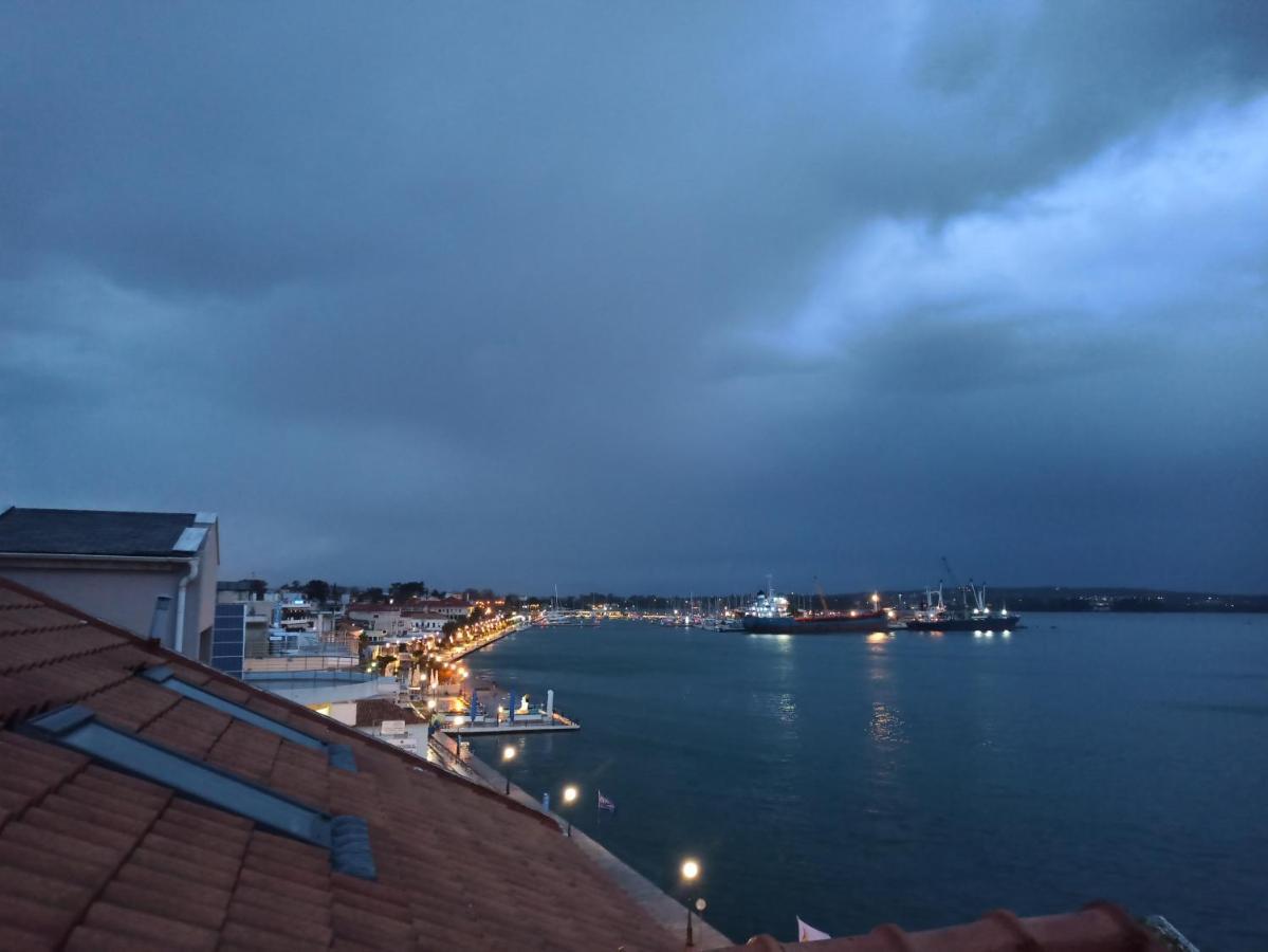 Ab Preveza Apartments -15 Meters Over The Sea Exteriör bild