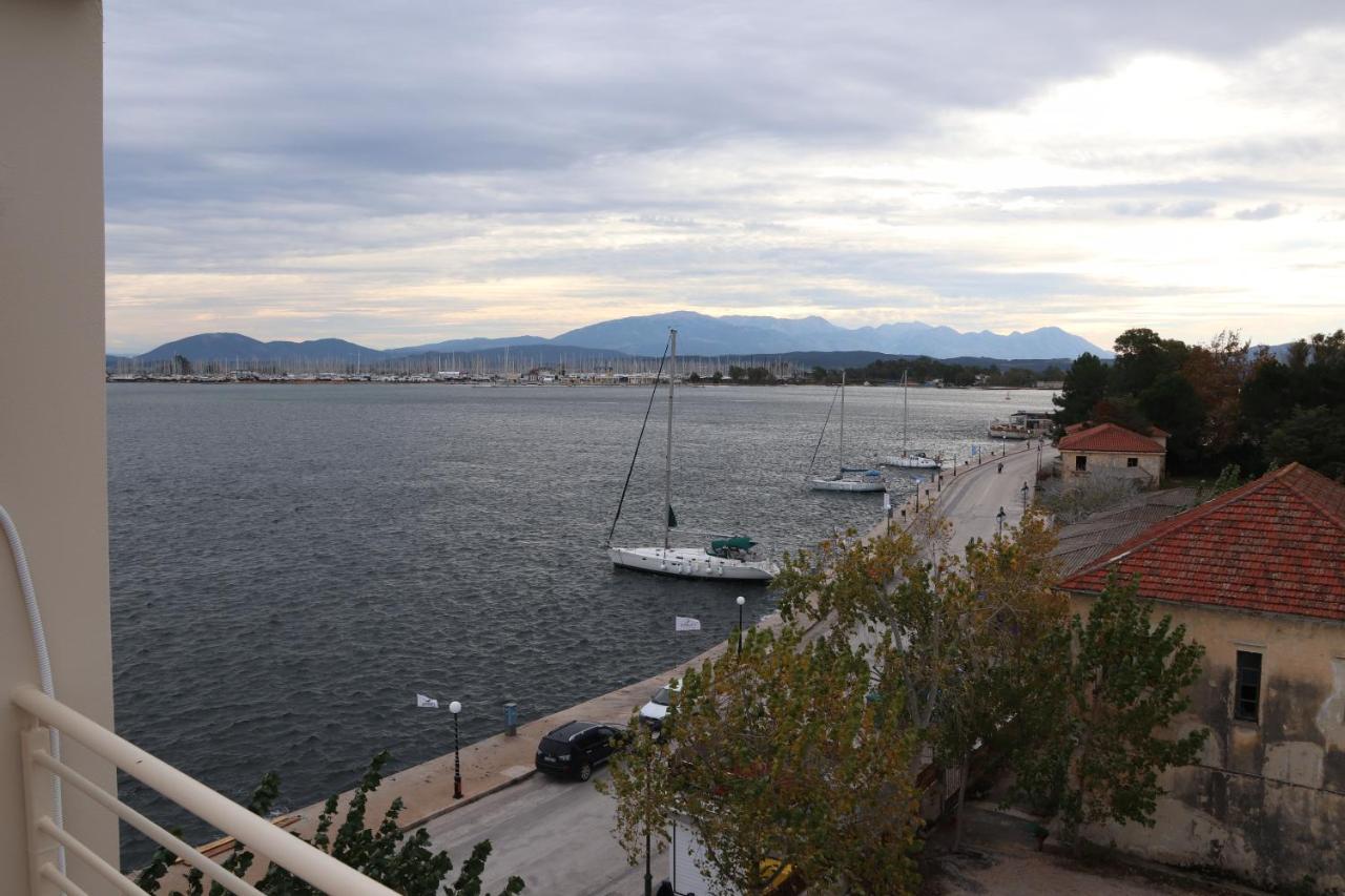 Ab Preveza Apartments -15 Meters Over The Sea Exteriör bild