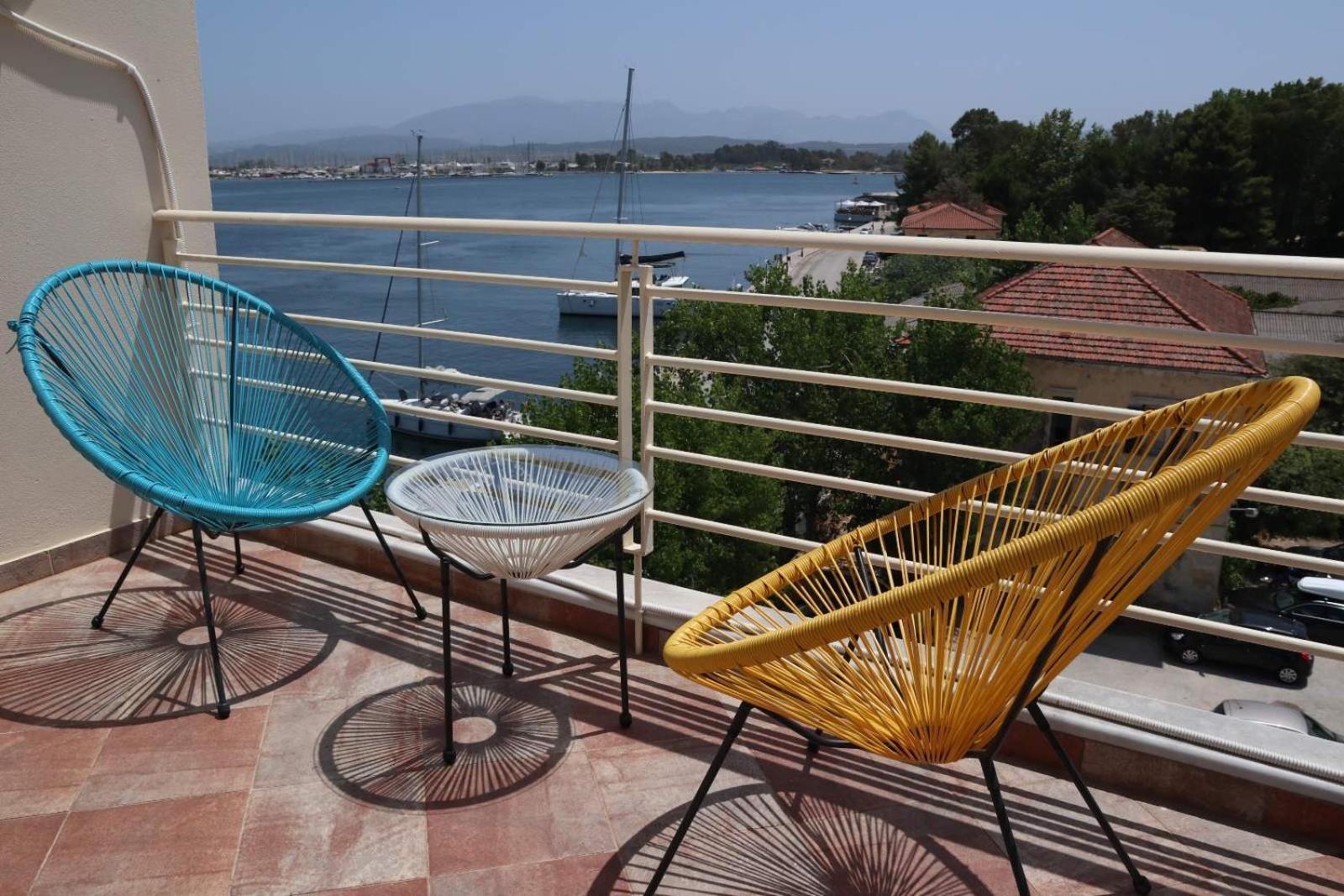 Ab Preveza Apartments -15 Meters Over The Sea Exteriör bild